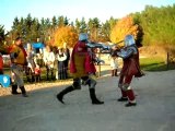 Assault epee longue , epee bouclier combat medieval .