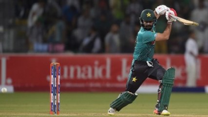 Ahmed Shahzad OUT on 89 Pakistan vs World XI 3rd T20 - Pakistan won by 33 runs - Full Match Highlights - Pakistan 183/4 (20/20 ov); World-XI 150/8 (20/20 ov)