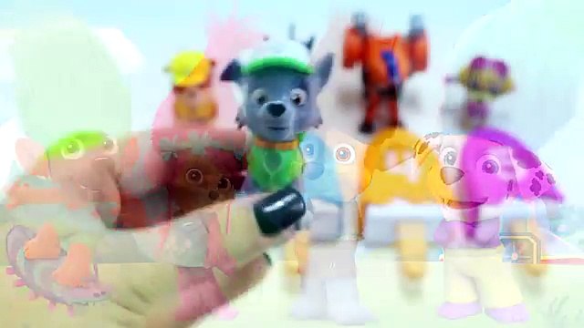 Bulle la famille doigt guppys garderie patrouille patte en jouant rimes chansons Bowling trolls epis