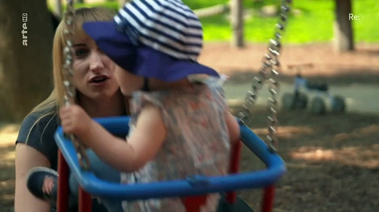 Re: Mit den Waffen einer Frau - Die neuen Strategien der extremen Rechten (Doku)