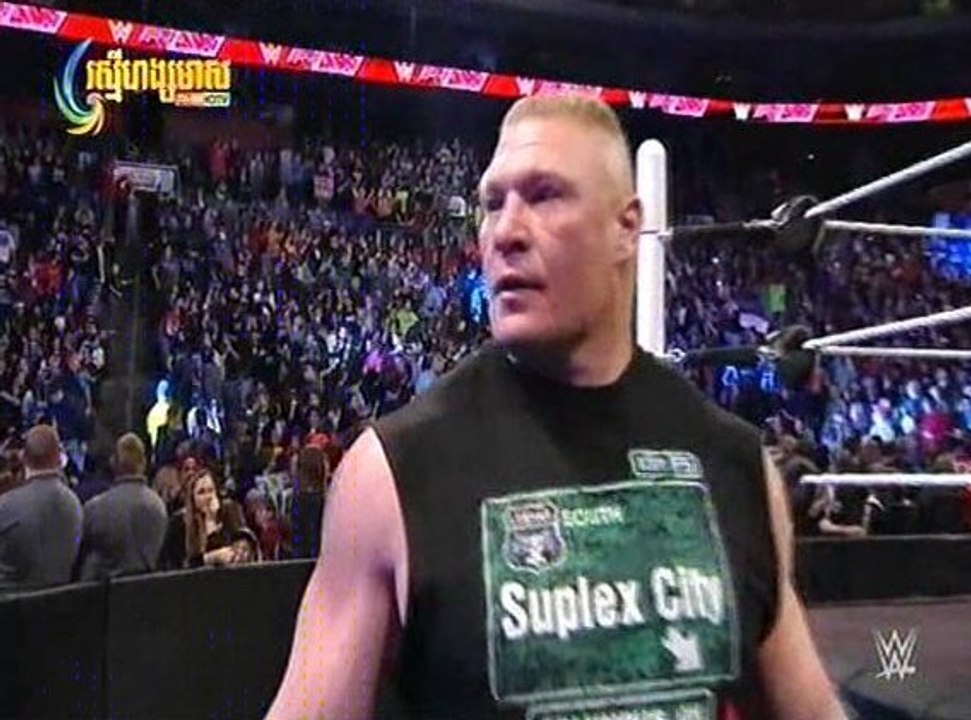 WWE SUPERSTARS - Brock Lesnar VS ROMAN RIENS