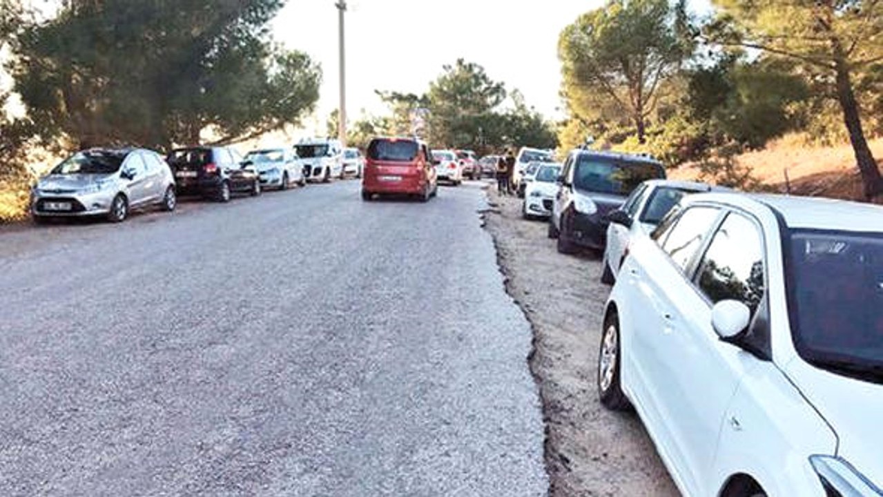 Tatil Cenneti "Şeytan Sofrası"nda Otopark Krizi!