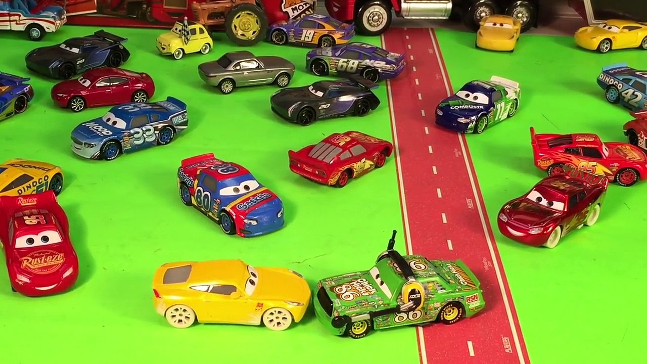 World Smallest Remote Control Cars 3 Lightning McQueen DIY RC Lightning McQueen Pocket Racer Disney