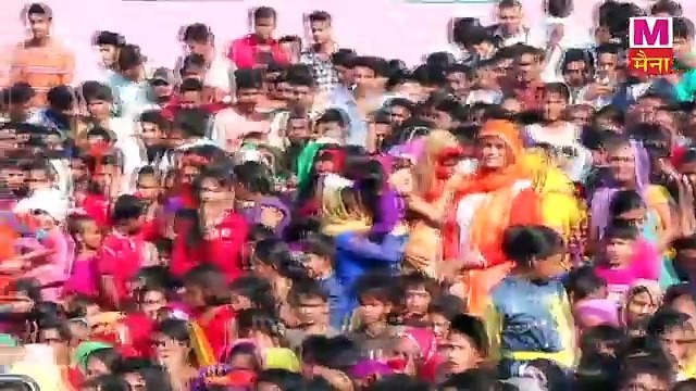 2017 सपना चौधरी नई स्टाइल लुक मैं | वायरल होने वाला डांस || Sapna live Dance Maina Haryanvi 2017