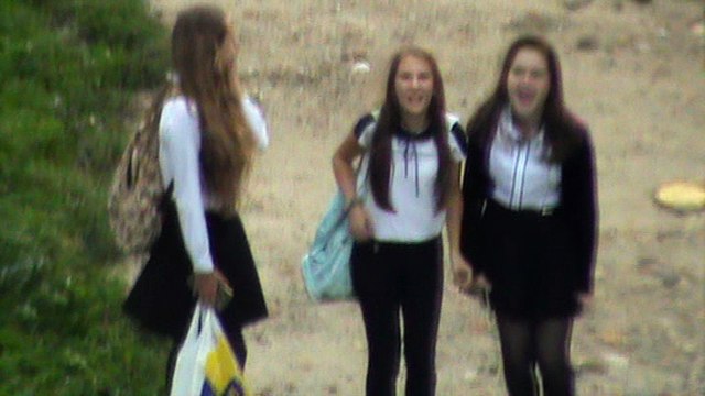 ДЕВУШКИ ПЕРЕДАЮТ ПРИВЕТ С УЛИЦЫ 13.09.2017 год - Геннадий Горин