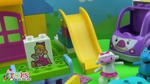 La Ambulancia Rosie de la Doctora Juguetes LEGO - Juguetes de Doctora Juguetes