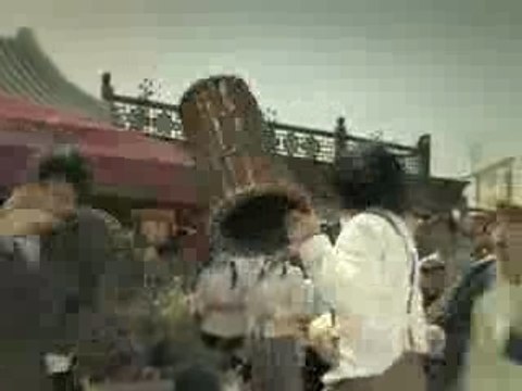 Jackie Chan & Ueto Aya CM Oronamin