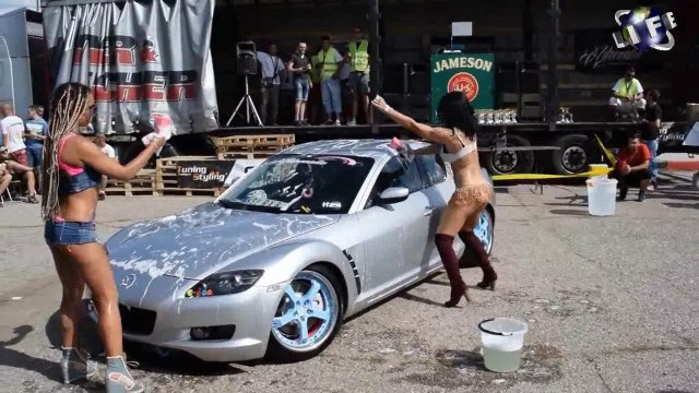 Bikini girls wash a car Car Tuning