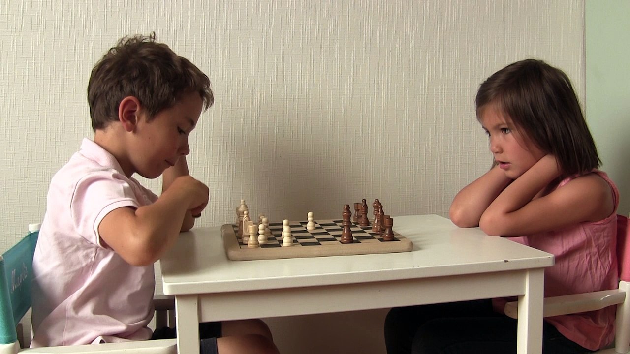 FRERES ET SOEURS ? Et si ce n’était pas qu’un lien familial ? - Caté 2017