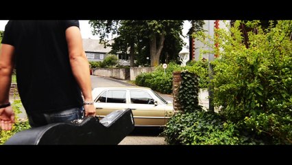 THE NEW ROSES - Life Ain't Easy (For A Boy With Long Hair) (Official Video) | Napalm Records