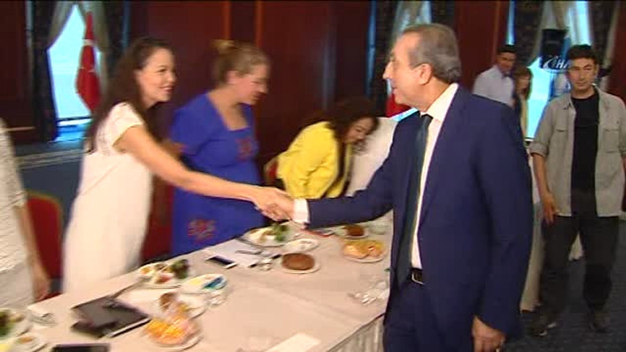 AK Parti Genel Başkan Yardımcısı Mehdi Eker: "(Hdp'li Aysel Tuğluk'un Annesinin Cenazesi) Cenazeye...