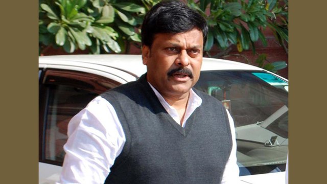 Chiranjeevi leave politics soon కాంగ్రెస్‌కు చిరంజీవి షాక్ | Oneindia Telugu