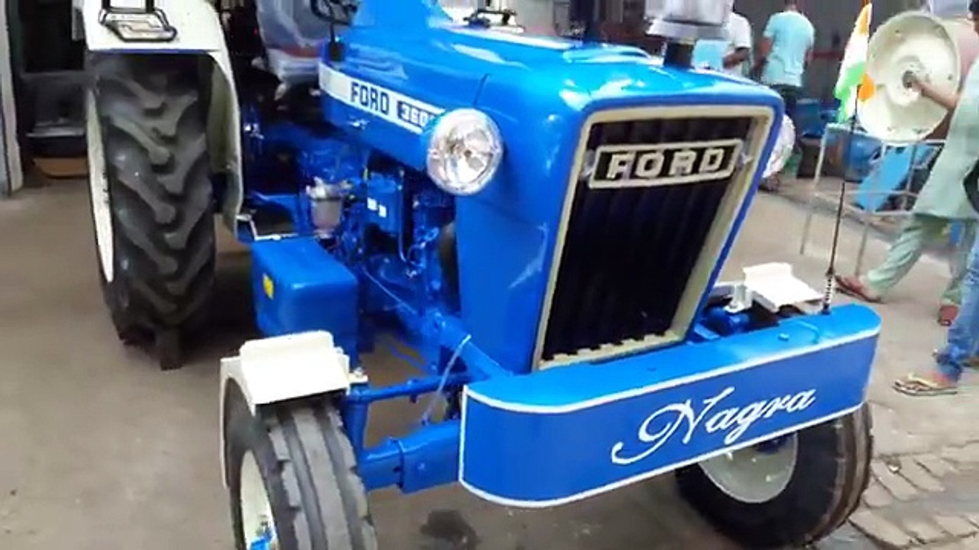 ford 3600 - video Dailymotion