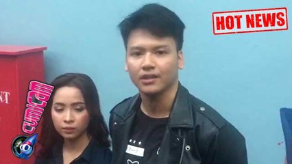Hot News! Minta Restu Nikah, Ilham 'SMASH' Sujud di Kaki Ibu - Cumicam 14 September 2017