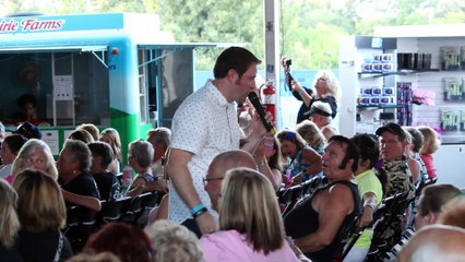 BAMM performs 'Suspicious Minds' Elvis Week 2017