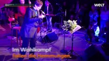 Angela Merkel s’ambiance et chante dans une soirée, les images étonnantes ! (Vidéo)