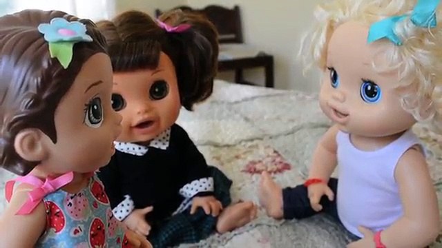 Baby Alive Runs Away! Baby Alive Molly Doesnt Want A Shot! baby alive videos