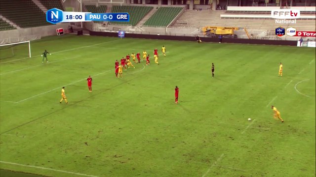 Coup franc tendu puis tête