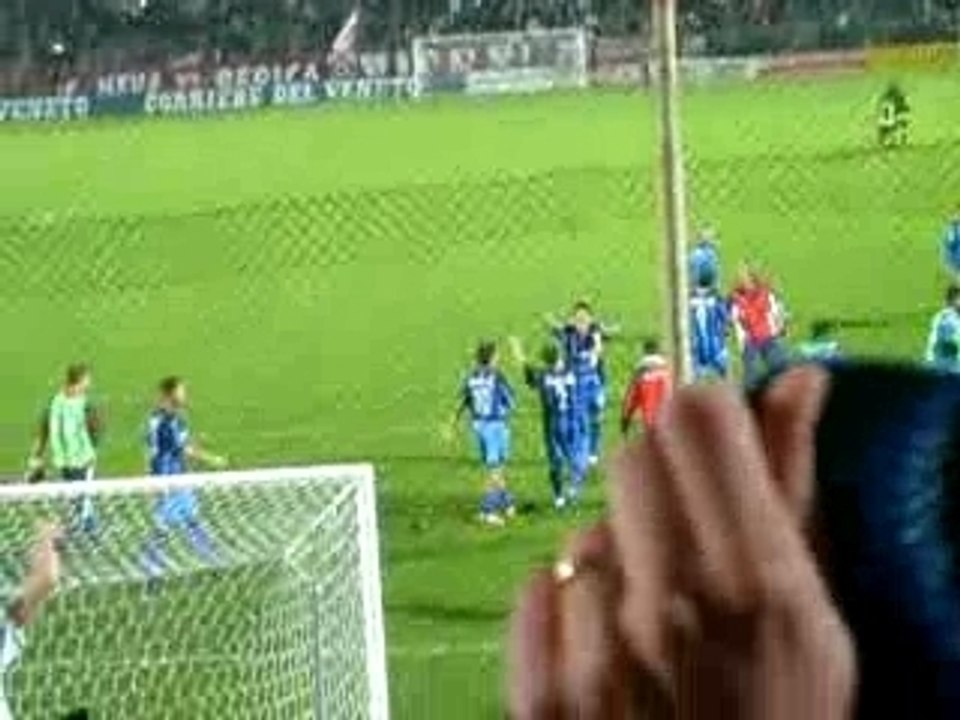 Vicenza-Pisa...Squadra sotto il settore,Noi Siamo l'Ultras..