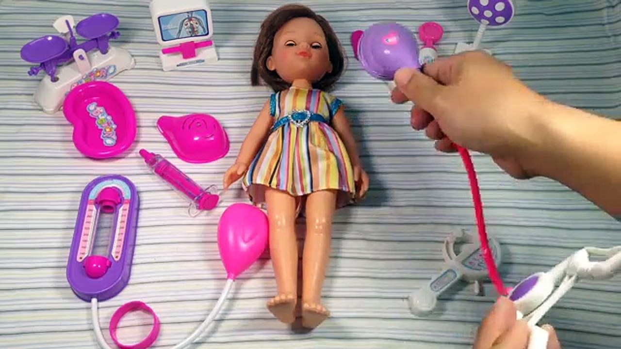 Bebé Dar médico muñeca en juego conjunto ► ド ク タ ー プ レ イ セ ッ ト ►do niños juegan doctor de bebé