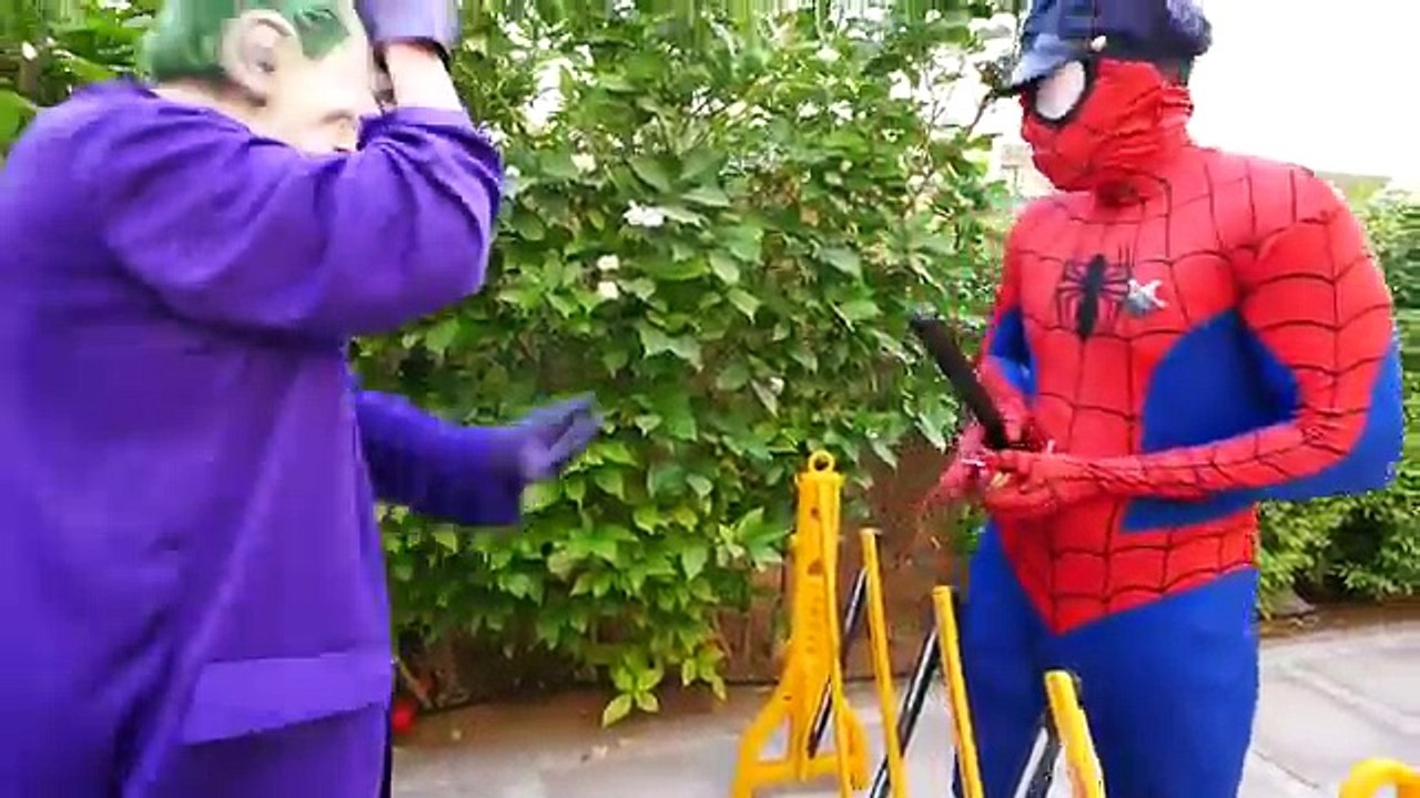 Avengers Iron Man PUSH Spiderman in POOL?! w/ Hulk Smash Cars, Joker, Scary Clown, in Real Life