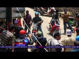 Warga Protes Terhadap Kinerja Kepala Desa Karyajaya - NET12