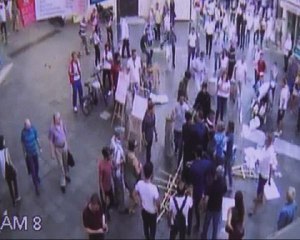 "Bilimsel ve Laik Eğitim Hareketi' Standına Saldırı Anı Güvenlik Kamerasında