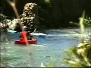 Airyak ou kayak gonflable sur la Nive à Bidarray