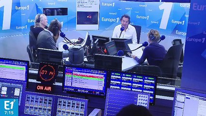 Marine Le Pen est-elle vraiment seule à gérer sa communication ?