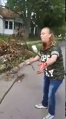 Pitbull defends owner from being attacked by dog. (Graphic) 2017