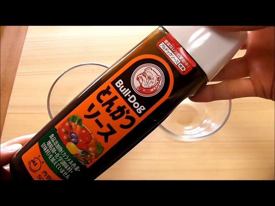 Do you know TAREBIN ? Tiny soy sauce container 魚の醤油さし タレビン sea bream