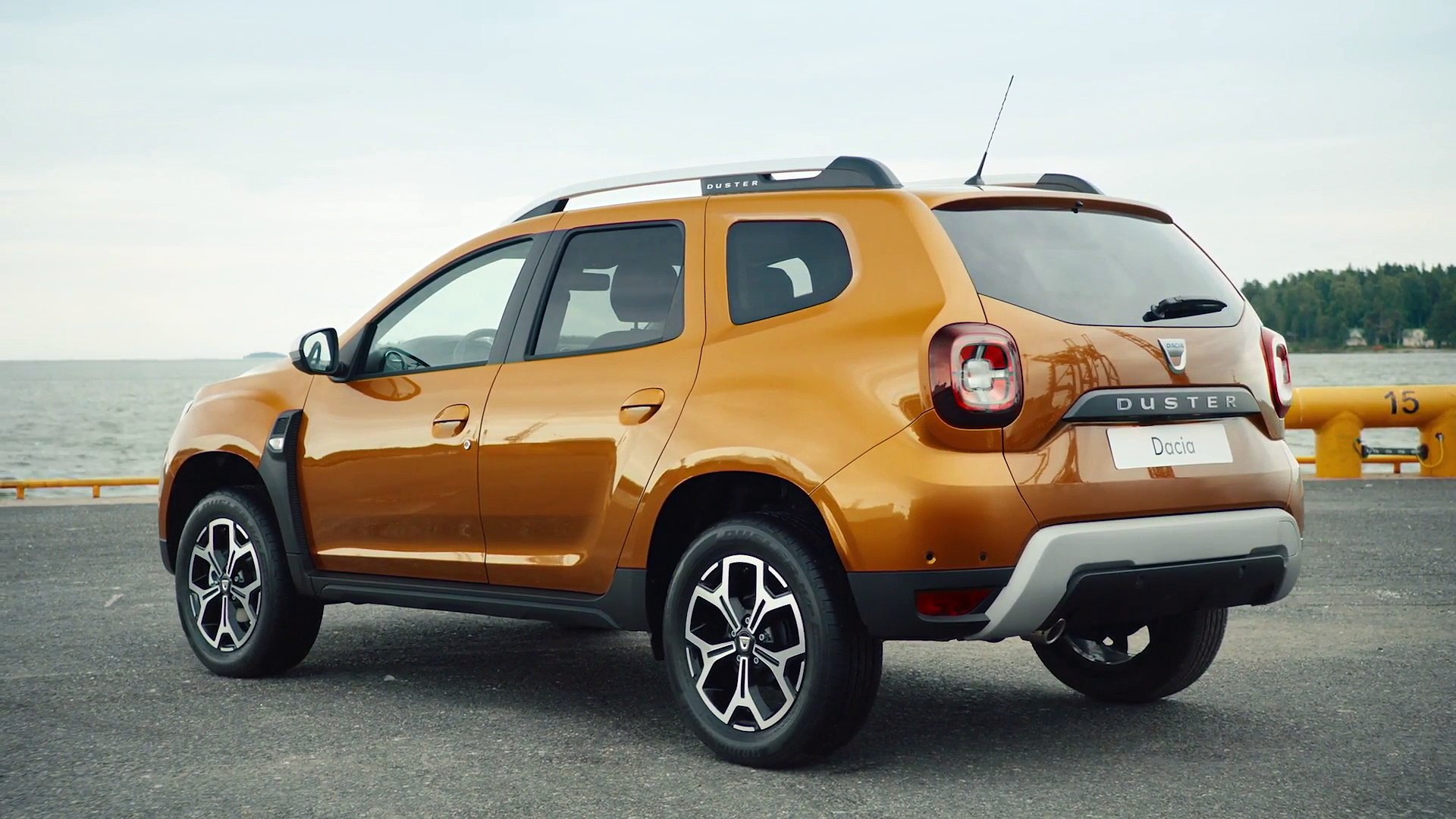 Introduce 108+ imagen dacia duster orange fr.thptnganamst.edu.vn