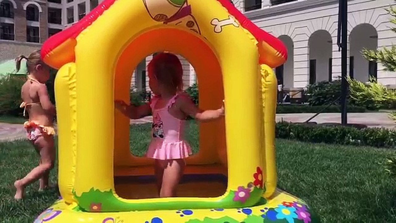 Maison vie de de animaux domestiques le le le le la jouet ✿ animal Vie secrète abrite salle de spectacle secrète