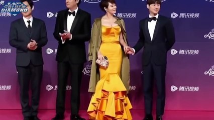 논란의 여자연예인 시상식 노출 드레스 총모음~