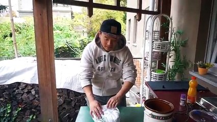 How to Make Easy Slow-Cooker Pulled Pork - The Easiest Way