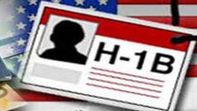 H-1B visa : No restrictions says US official హెచ్ 1 బీ వీసాల జారీలో ఆంక్షల్లేవు | Oneindia Telugu
