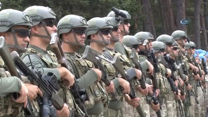 Bakan Soylu, Amanos Dağları'nda İncelemelerde Bulundu