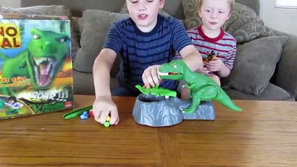 Crazy Shark Finger Chomping Game. Dont Press the Wrong Tooth!