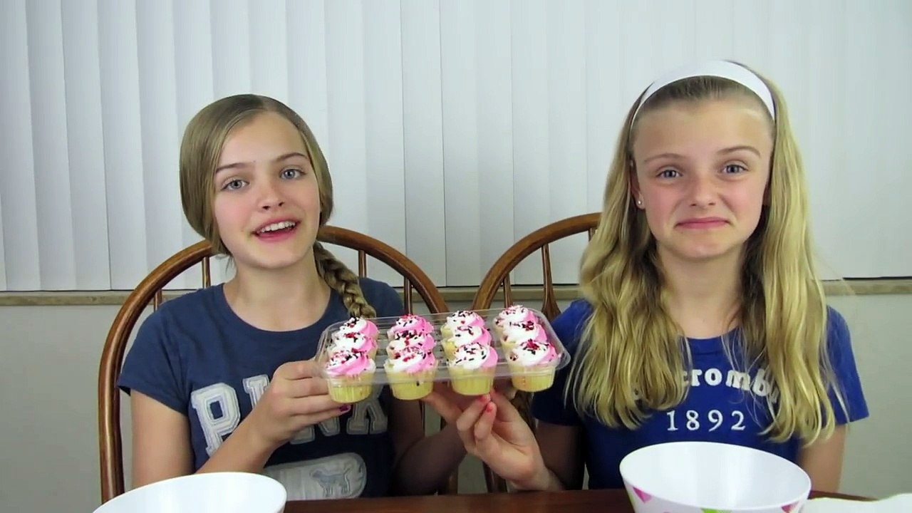 Cupcake Roulette Challenge ~ Jacy and Kacy