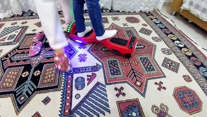 Elif için aldık bize kaldı Smart Balance Elektrikli Kaykay ,eğlenceli çocuk videosu, tosy unboxing