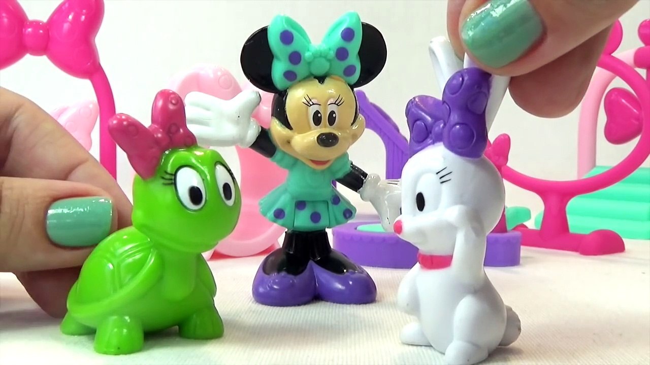 Мультик с игрушками Минни Маус. Открываем набор Полоса Препятствий от Минни Мауса