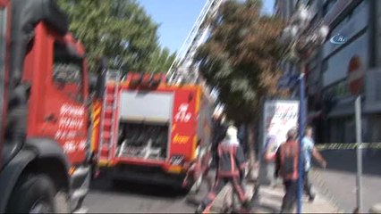 Özel Eğitim Kurumlarının Olduğu Binada Yangın Paniği Kamerada