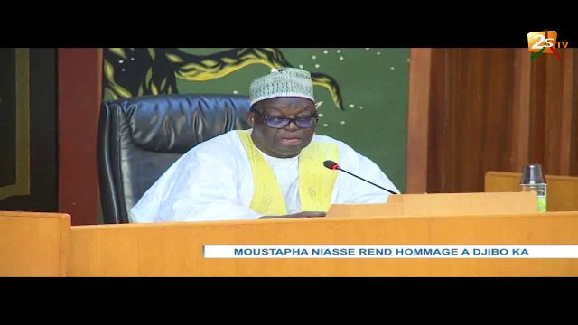 MOUSTAPHA NIASSE REND HOMMAGE À DJIBO KA