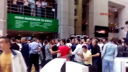 Şahinler ve Sarallar Adliyede Kavga Etti - 2