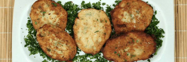 خطوات تحضير طبق البطبوط بالبطاطا و البيض الشهي