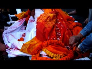 ネパール最大のヒンズー教寺院パシュパティナート　Crematory in Pashupatinath,Nepal
