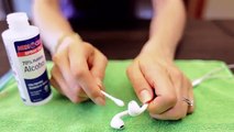 Clean Earbuds or In-Ear Headphones! Simple Cleaning Ideas for Audio Electronics (Clean My Space)