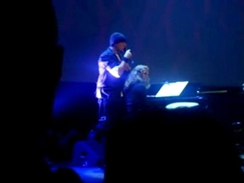 Pascal Obispo - Forest 25-10-2007 Charline au piano