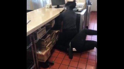 Bagarre entre employées de Burger King