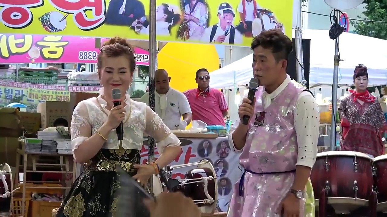 가을이 품바/요즘 잘나가는 여자 각설이~이젠 노련미가 묻어나네요